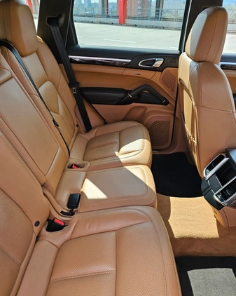 Porsche Cayenne cena 209100 przebieg: 146000, rok produkcji 2015 z Kielce małe 562